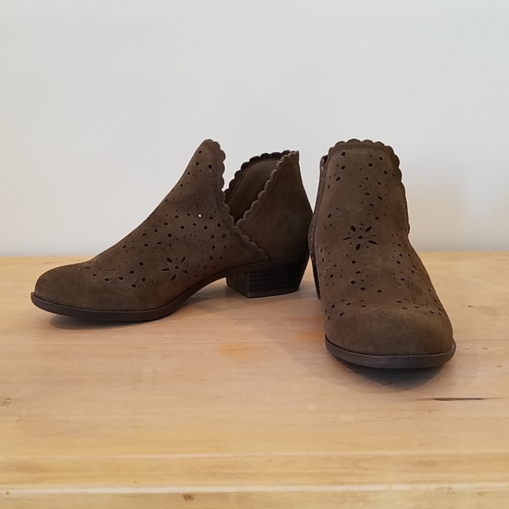 Nine West cutout booties